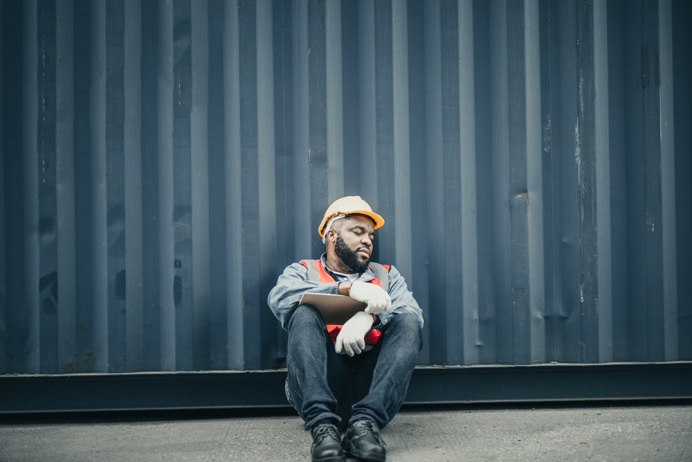 Workers,Feel,Fatigue,,Exhaustion,,Headaches,,Sleepiness,,And,Stress,From,Heavy Construction mental health struggles